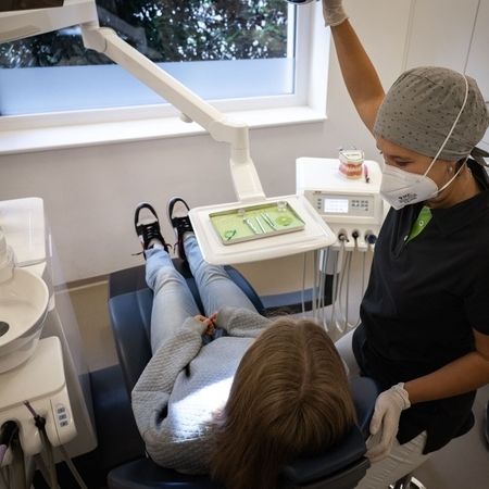 Untersuchung beim Zahnarzt